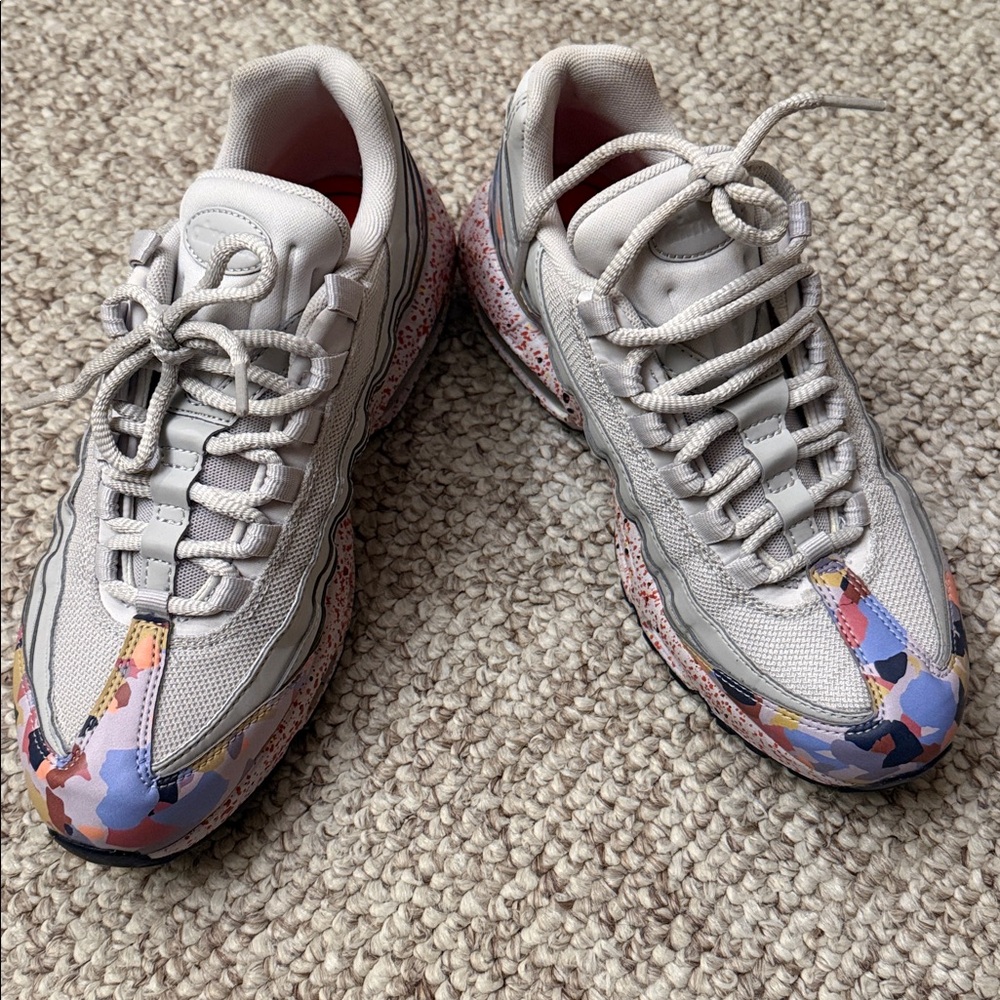 NIKE AIR MAX 95 CONFETTI